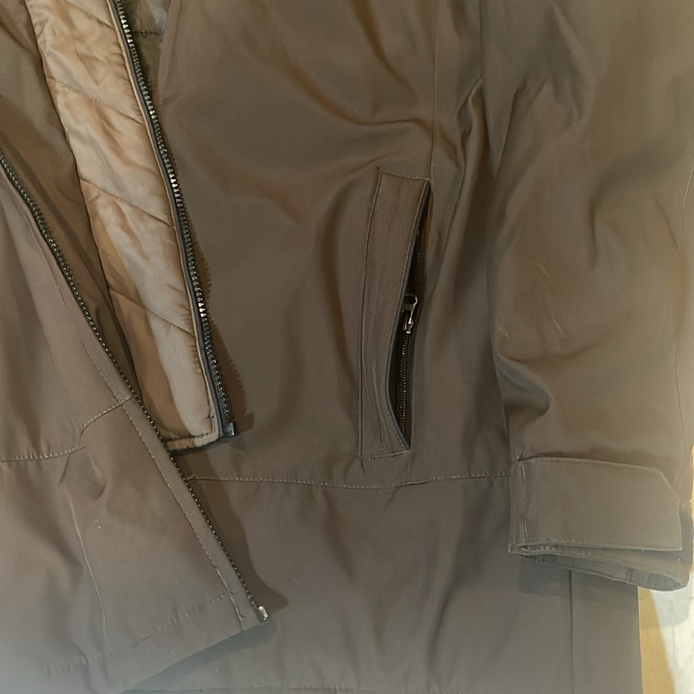 EUC Weatherproof Cold Weather Jacket - Picture 4 of 9